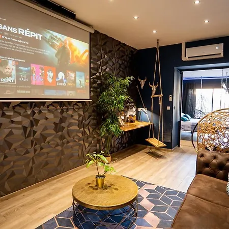 Capsule Temps Suspendu - Balneo, Home Cinema & Billard Valenciennes Exterior photo