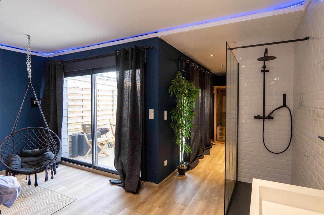 Capsule Temps Suspendu - Balneo, Cinema & Billard Apartment *