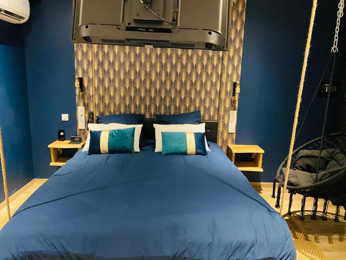Capsule Temps Suspendu - Balneo, Cinema & Billard Apartment