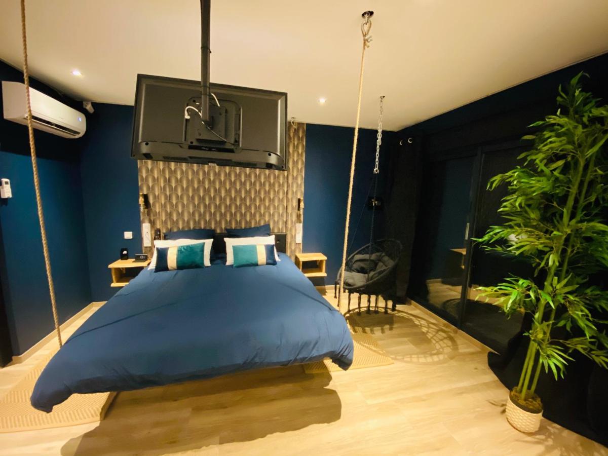 Capsule Temps Suspendu - Balneo, Cinema & Billard Apartment
